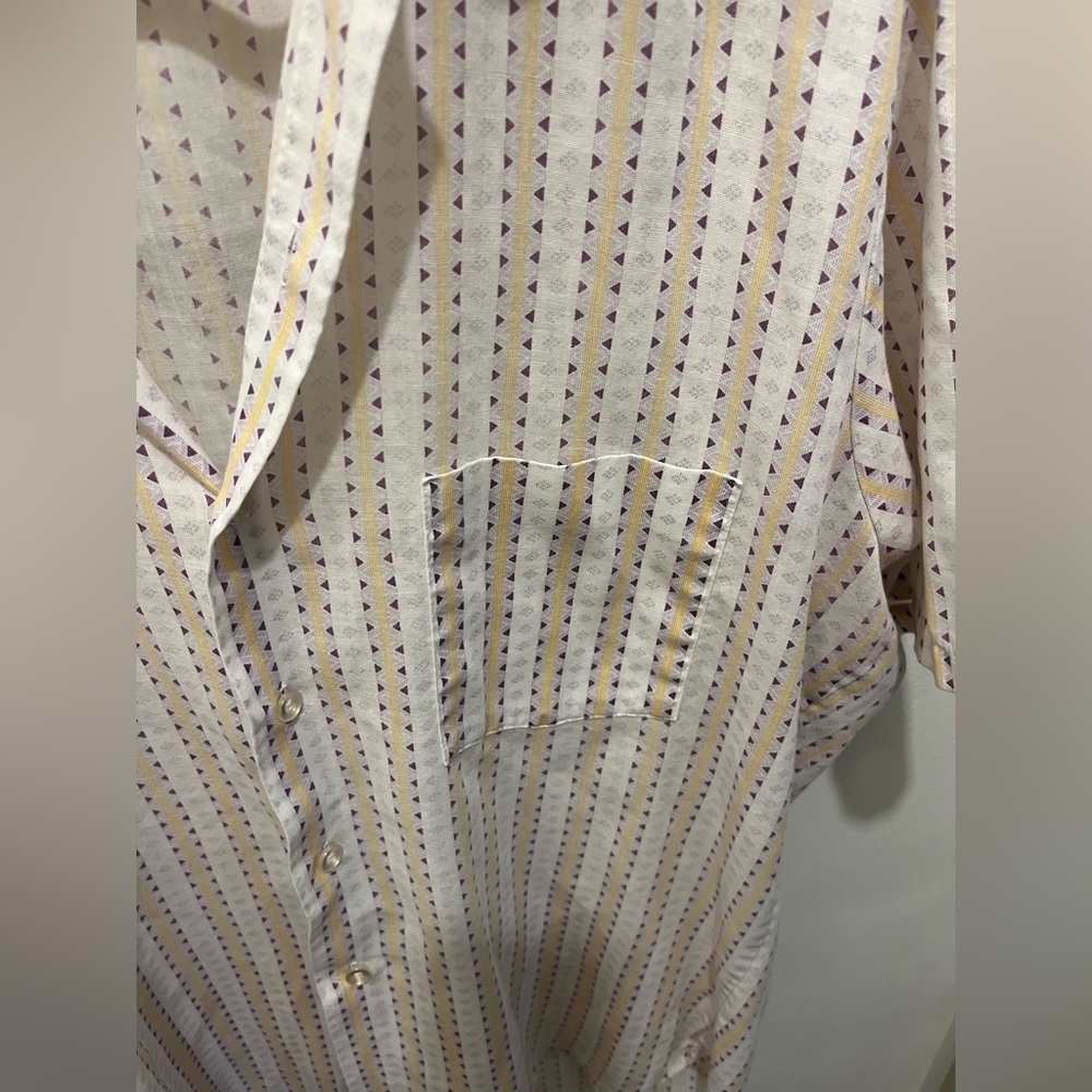 Vintage patterned men’s button up - Picture 2 of 5